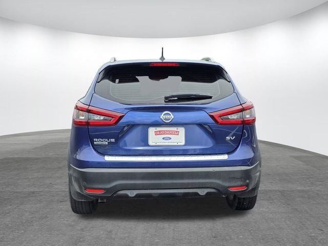 2022 Nissan Rogue Sport SV