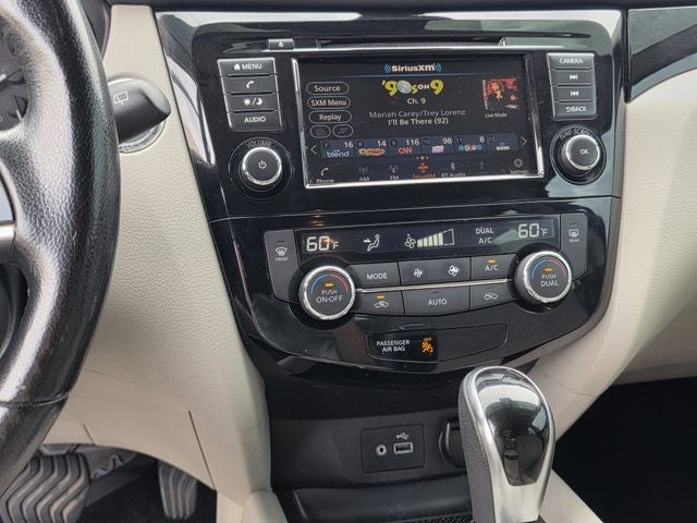 2022 Nissan Rogue Sport SV