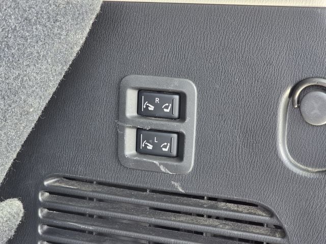 2017 INFINITI QX80 THEATER PACKAGE