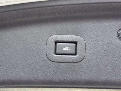 2017 INFINITI QX80 THEATER PACKAGE