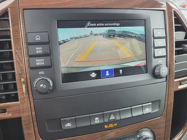 2023 Mercedes-Benz Metris Passenger