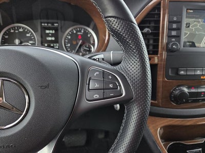 2023 Mercedes-Benz Metris Passenger