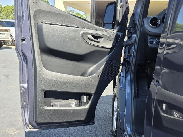 2022 Mercedes-Benz Sprinter 2500 Passenger 144 WB