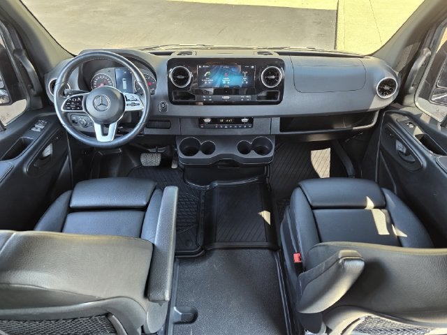 2022 Mercedes-Benz Sprinter 2500 Passenger 144 WB
