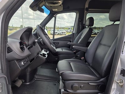 2024 Mercedes-Benz Sprinter 2500 Passenger 170 WB High Roof