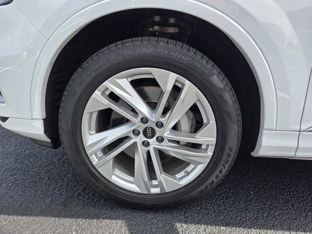 2023 Audi Q7 45 Premium quattro