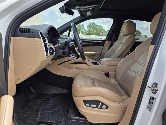 2021 Porsche Cayenne Base