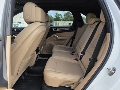 2021 Porsche Cayenne Base
