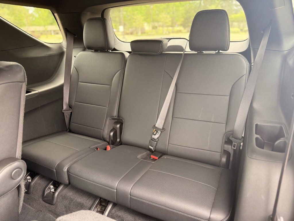 2025 Chevrolet Traverse LT 2LT