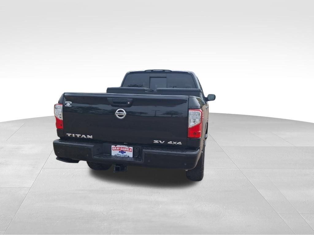 2021 Nissan Titan SV