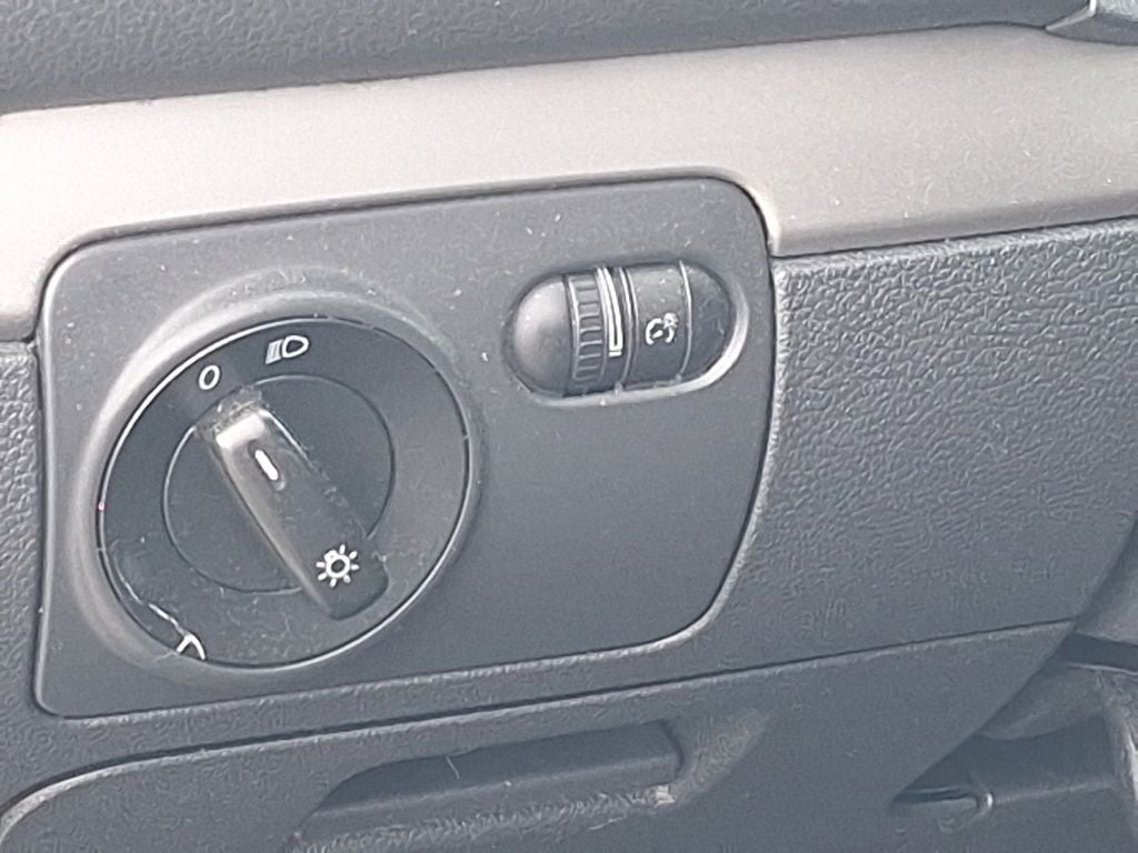 2013 Volkswagen Golf 2.5L