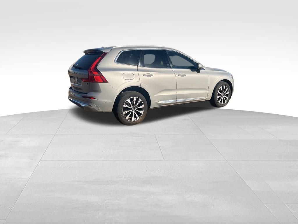 2023 Volvo XC60 B5 Plus Bright Theme