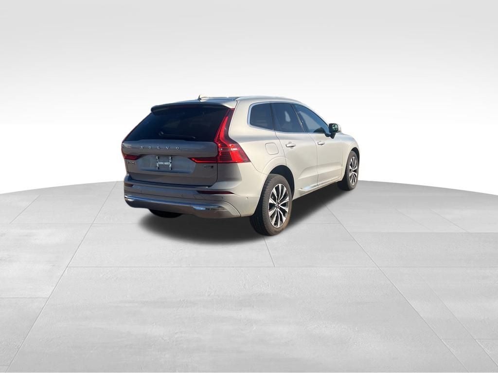 2023 Volvo XC60 B5 Plus Bright Theme