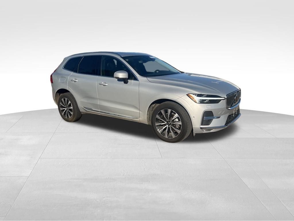 2023 Volvo XC60 B5 Plus Bright Theme