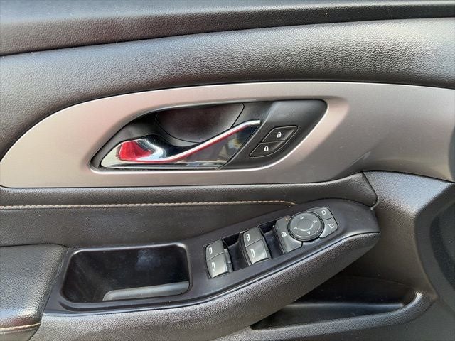 2018 Chevrolet Traverse LT Cloth w/1LT