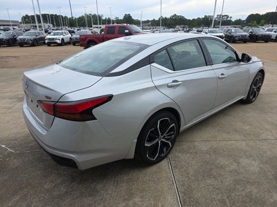 2025 Nissan Altima 2.5 SR