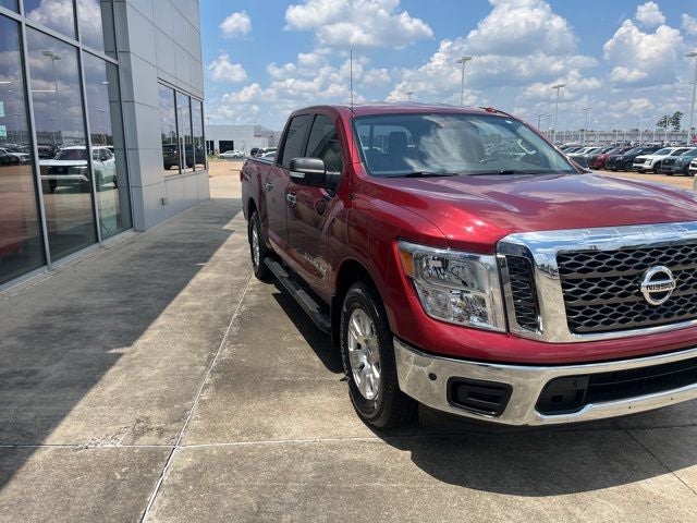 2018 Nissan Titan SV
