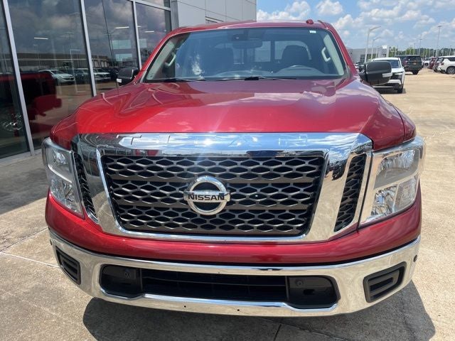 2018 Nissan Titan SV