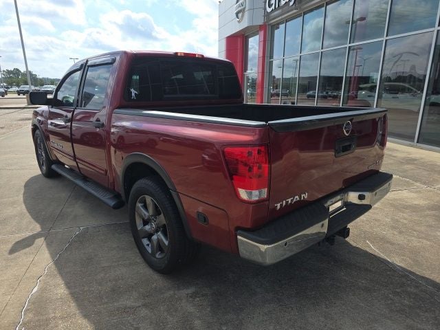 2015 Nissan Titan SV