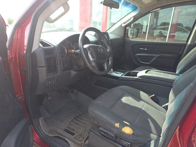 2015 Nissan Titan SV