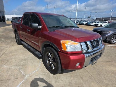 2015 Nissan Titan SV