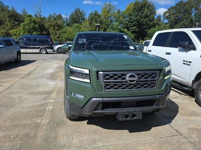 2023 Nissan Frontier SV