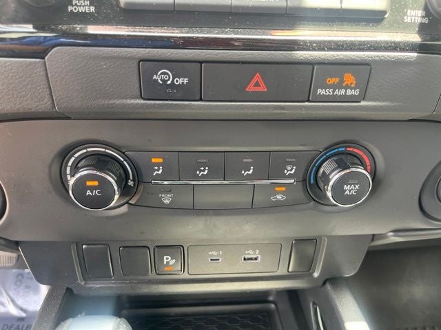 2023 Nissan Frontier SV