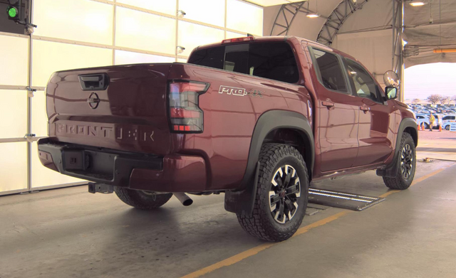2023 Nissan Frontier PRO-4X