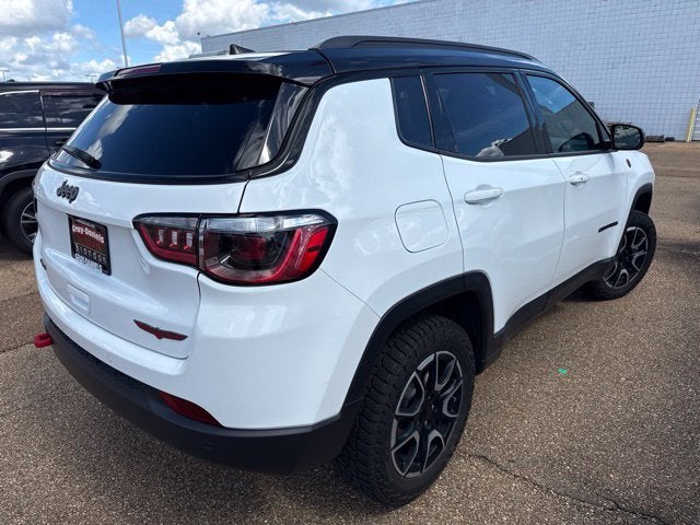 2024 Jeep Compass Trailhawk