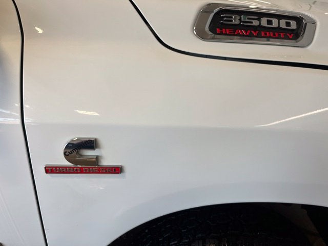 2024 RAM 3500 SLT