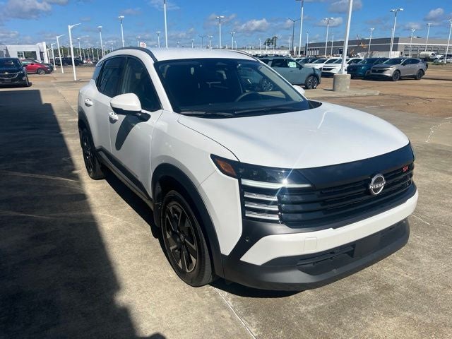 2025 Nissan Kicks SR