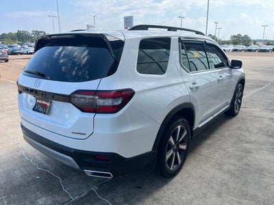 2023 Honda Pilot Touring
