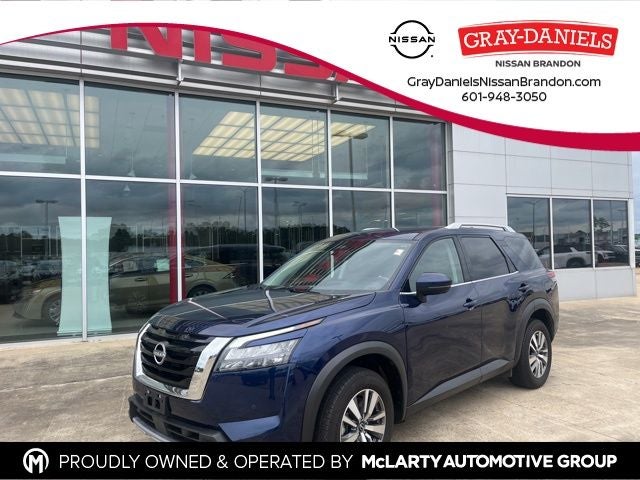 2025 Nissan Pathfinder SL