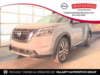 2024 Nissan Pathfinder Platinum