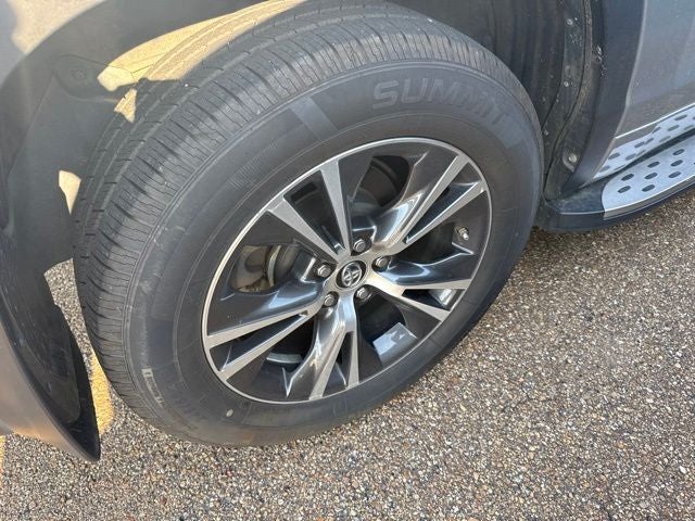 2018 Toyota Highlander LE