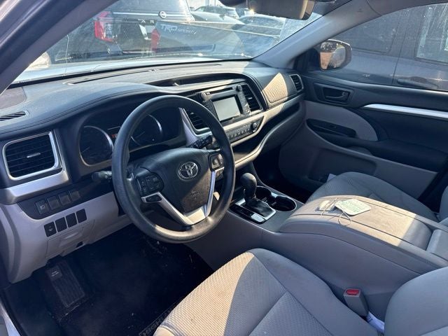 2018 Toyota Highlander LE