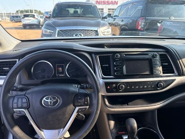 2018 Toyota Highlander LE