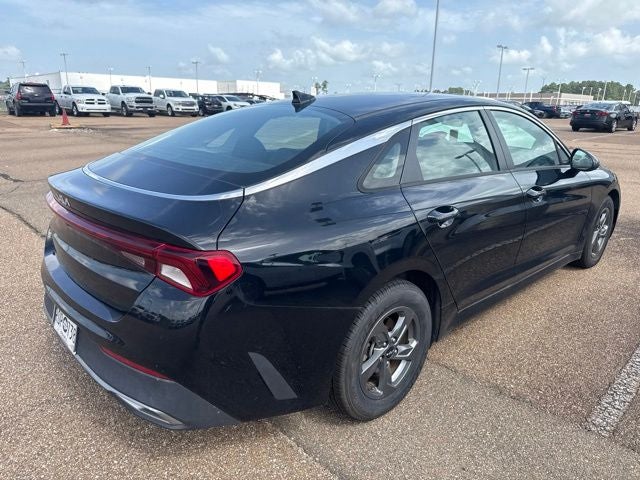 2022 Kia K5 LX