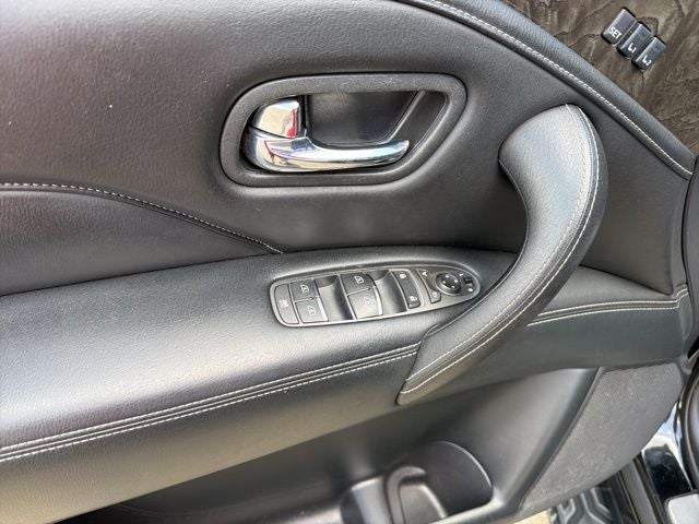 2020 INFINITI QX80 LUXE