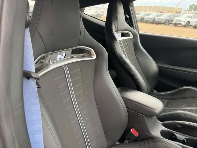 2022 Hyundai Veloster N Base