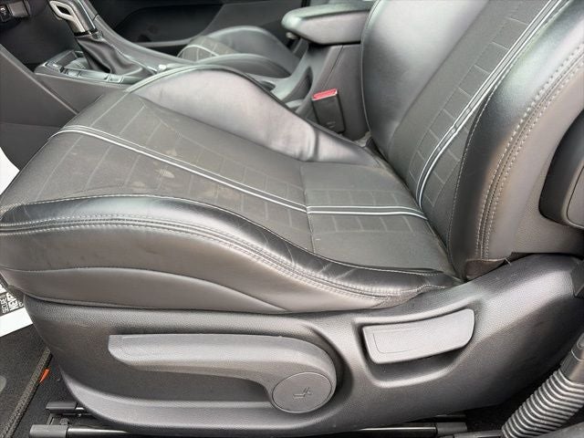 2022 Hyundai Veloster N Base