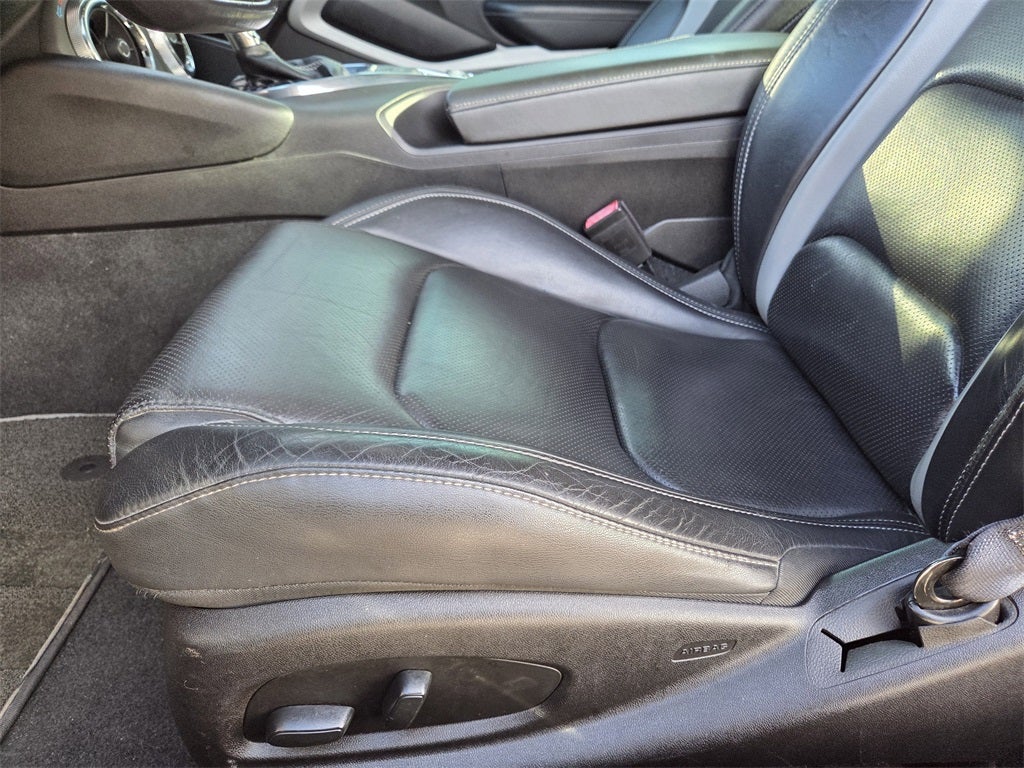 2019 Chevrolet Camaro 2LT 2LT