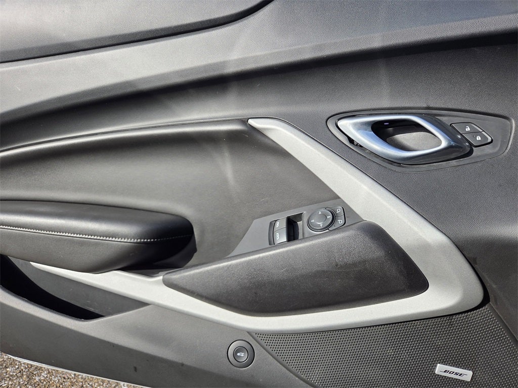 2019 Chevrolet Camaro 2LT 2LT