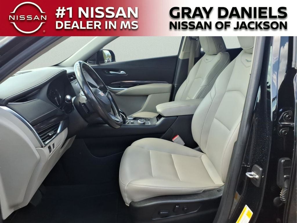 2022 Cadillac XT4 Luxury