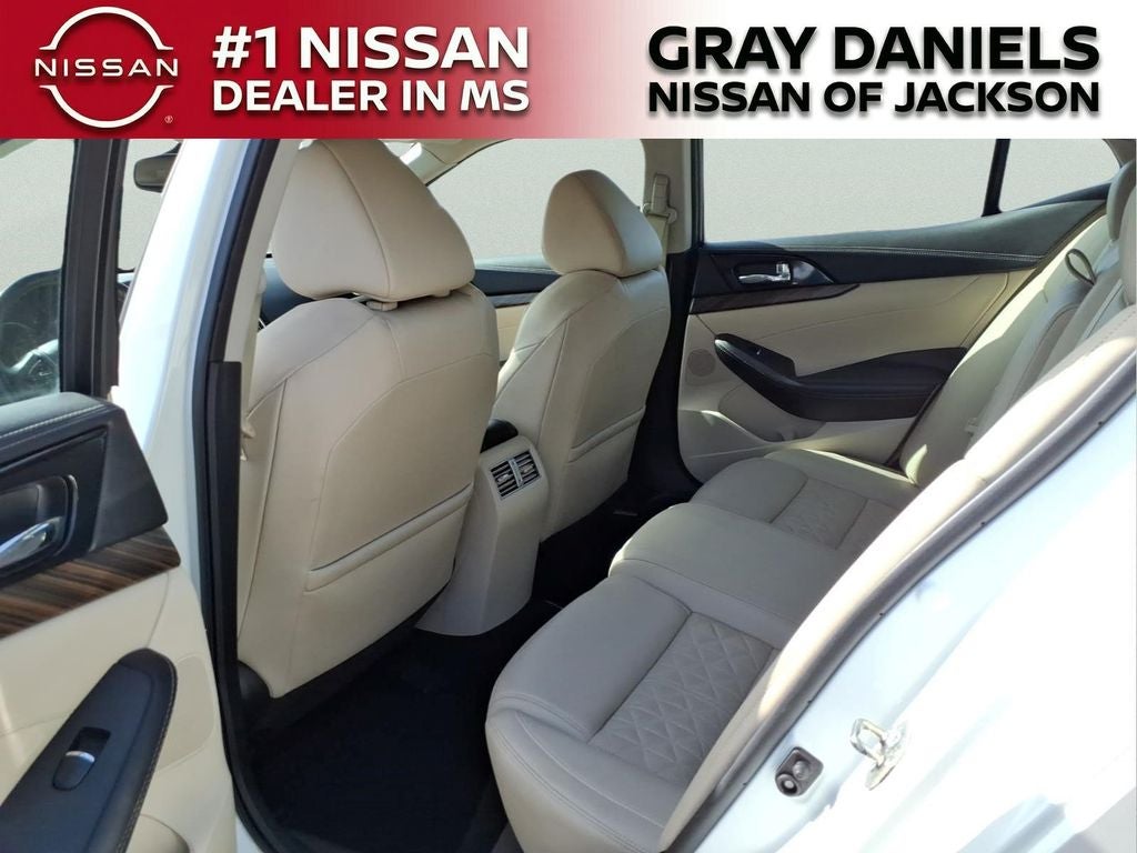 2017 Nissan Maxima Platinum