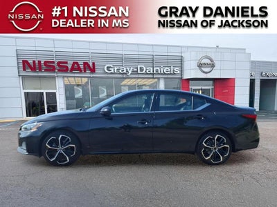 2023 Nissan Altima 2.5 SR