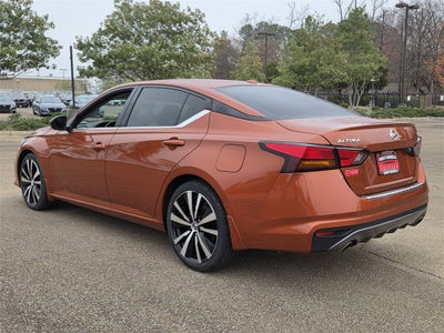 2022 Nissan Altima 2.5 SR