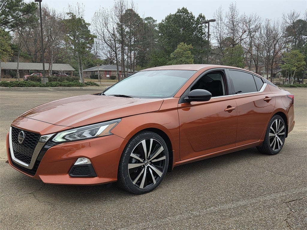 2022 Nissan Altima 2.5 SR