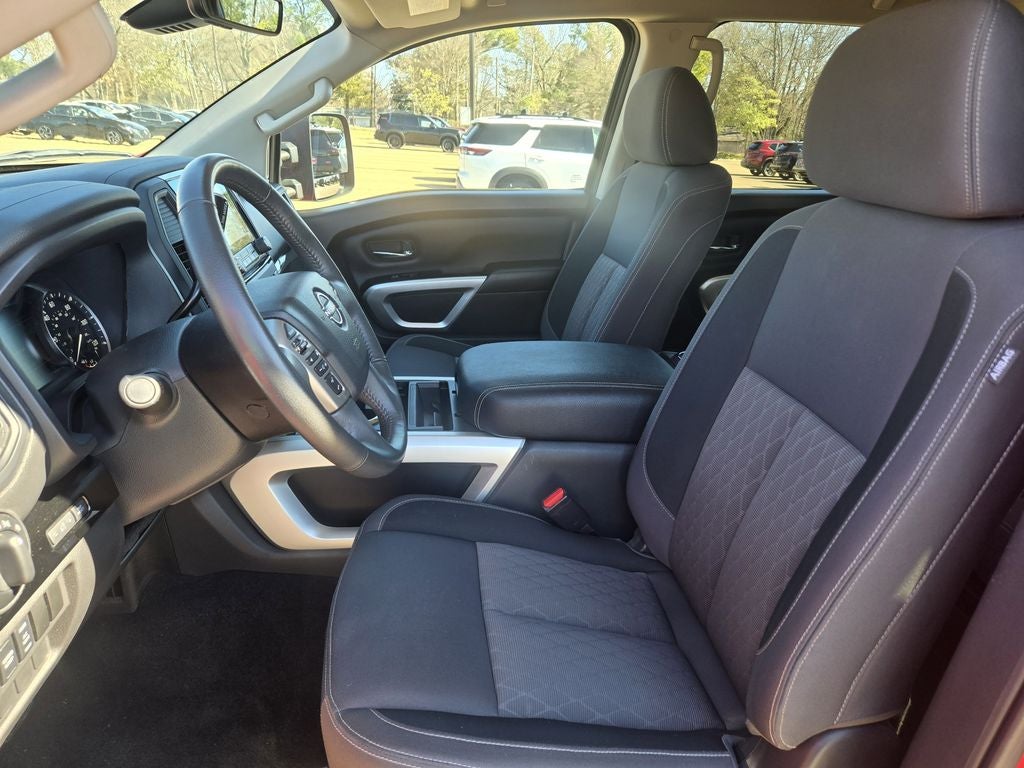 2024 Nissan Titan XD SV