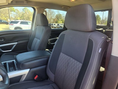 2024 Nissan Titan XD SV